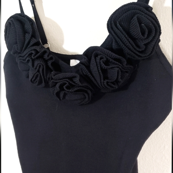 Nwt flowered bodysuit...various sizes - Picture 2 of 2